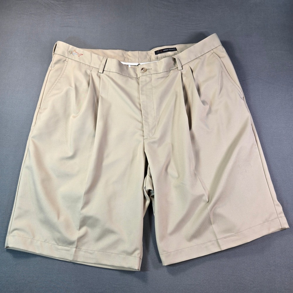 Greg‎ Norman Shark Men's Pleated Golf Shorts Tan Khaki Size 40 Performance